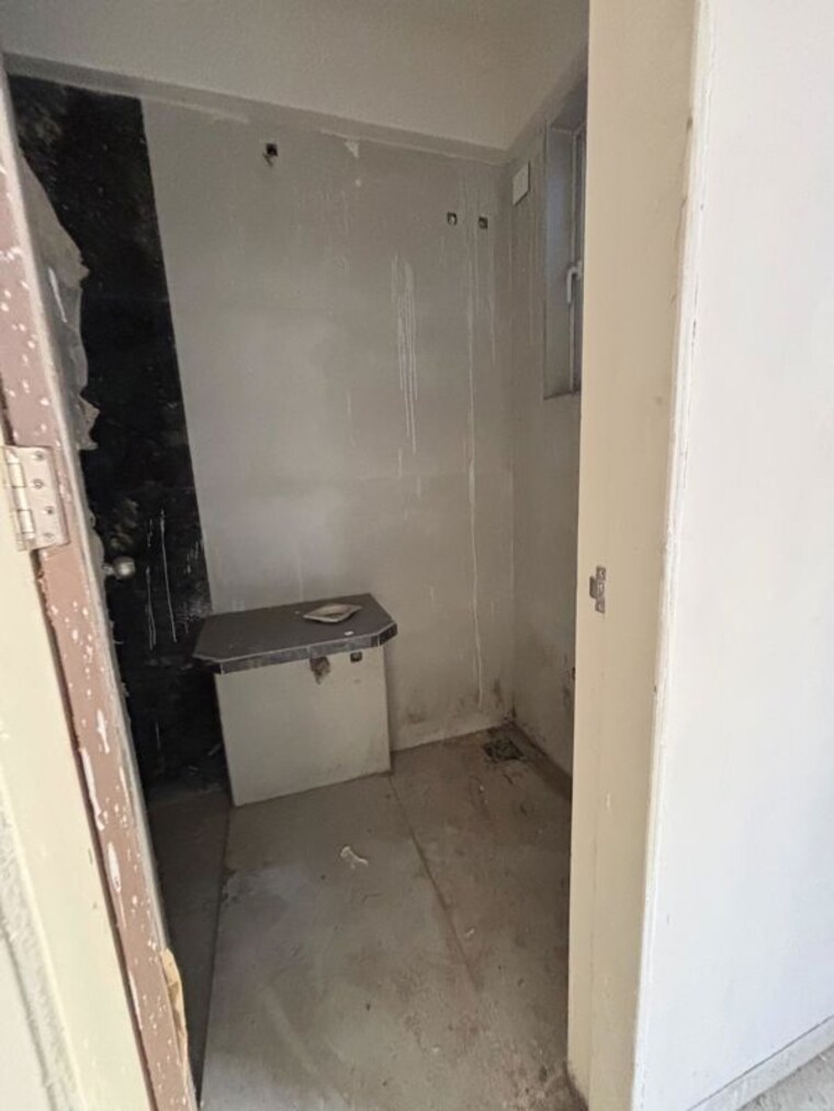 Bathroom, unique-ivana 2 Bedroom 630 Sq.Ft. Apartment In Mira Road Thane 10112538