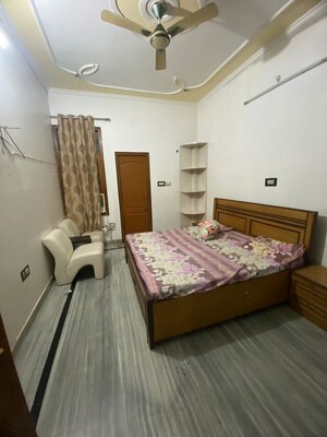  Pg For Rent in Vineet Khand