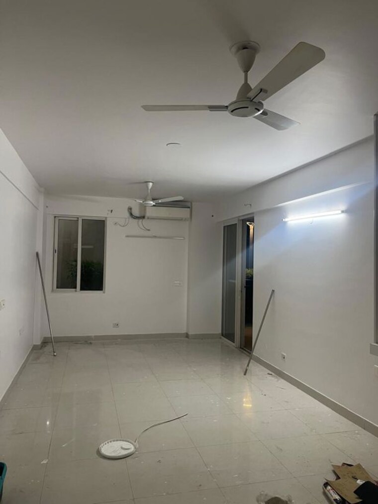 Room, sector 79 3 Bedroom 1952 Sq.Ft. Builder Floor In Sector 79 Gurgaon 10127487