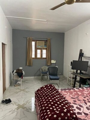  Pg For Rent in Gomti Nagar