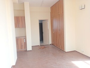 4 BHK Apartment For Rent in Unitech Uniworld Gardens, Sector 47