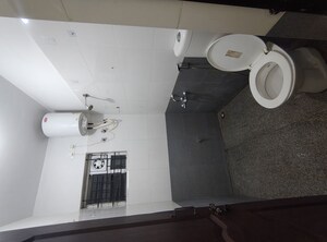 Bathroom in 1 BHK Builder Floor at The Nest Apartment HSR Layout, Hsr Layout – for Rent