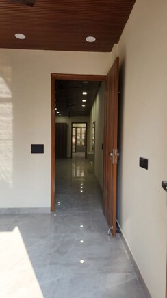 3 BHK + Extra Room Builder Floor For Rent in Rajouri Garden