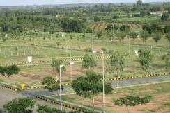Plot For Sale in Bahadarabad