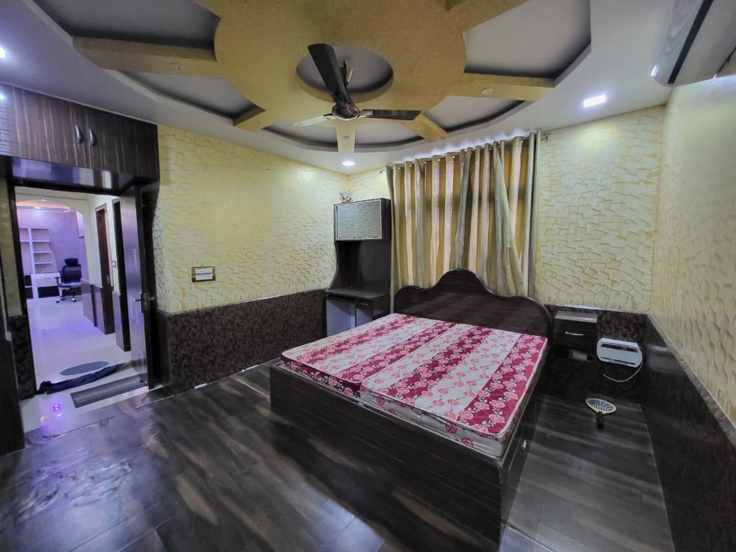 Pg For Rent in Vineet Khand