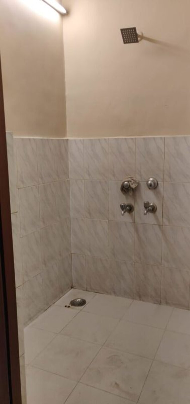 Bathroom, greater kailash ii 2 Bedroom 2000 Sq.Ft. Builder Floor In Greater Kailash ii Delhi 10128102