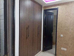 3 BHK + Pooja Room Builder Floor For Rent in Anand Vihar