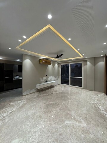 Room in 3 BHK Builder Floor at Sector 65 – for Sale