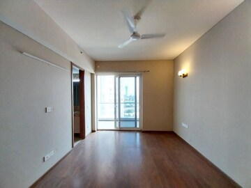 Room in 3 BHK Apartment at Emaar Digi Homes, Sector 62 – for Rent