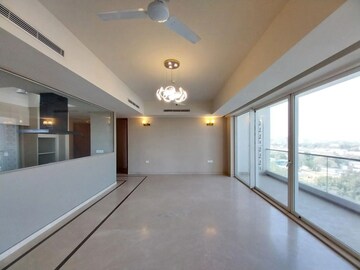 Room in 3 BHK Apartment at Emaar Digi Homes, Sector 62 – for Rent