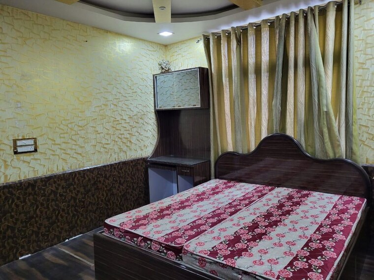 Room, gomti nagar Pg For Girls In Gomti Nagar 10128197