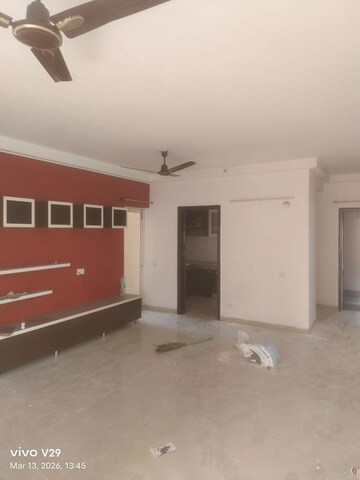 Room in 2 BHK Apartment at BPTP Freedom Park Life, Sector 57 – for Sale