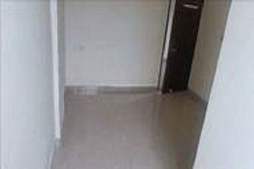Room in 1 BHK Apartment at Salt Lake Sector V – for Rent