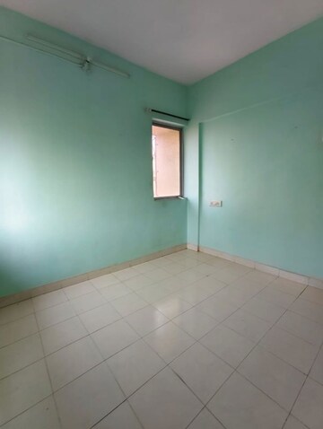 Room in 1 BHK Apartment at Vijay Park, Kasarvadavali – for Rent