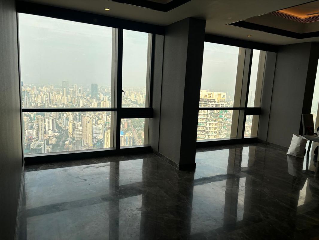 4 BHK + Servant Room,Study Room Apartment For Rent in Lodha Trump Tower