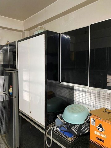 Master Bedroom in 3 BHK Builder Floor at DLF Imperial Residences, Dlf Phase I – for Rent