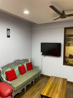 Bedroom in 3 BHK Builder Floor at DLF Imperial Residences, Dlf Phase I – for Rent