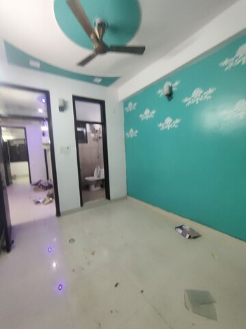Room in 2 BHK Builder Floor at Akriti Complex, Vaishali Sector 6 – for Rent