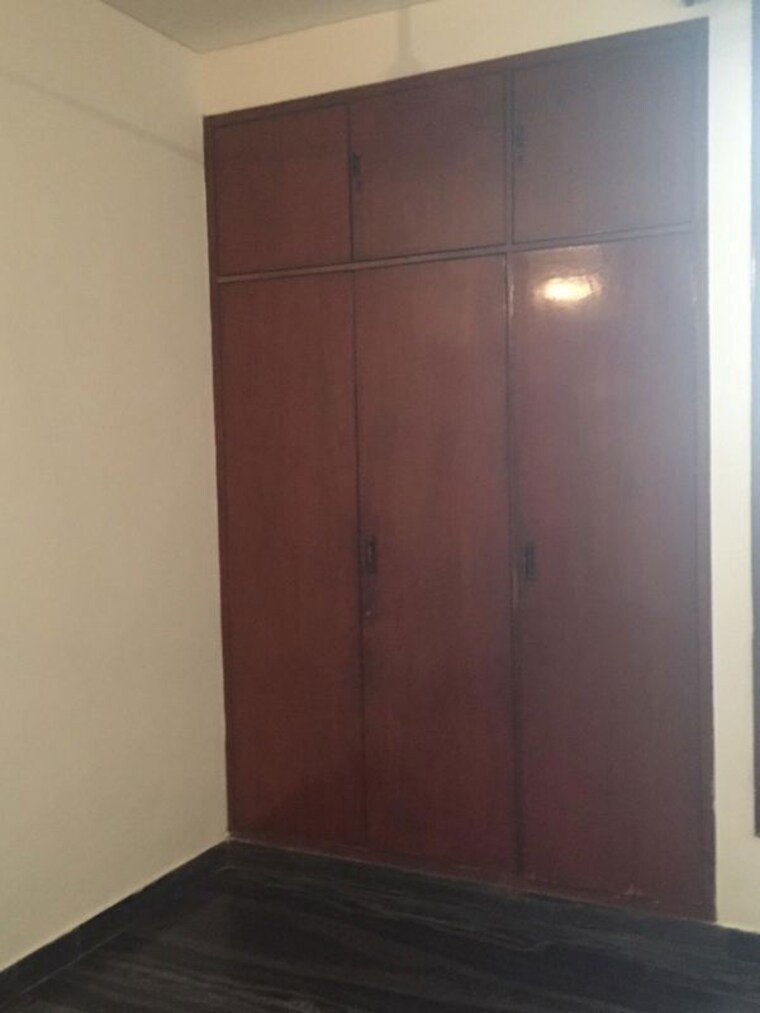 Room, greater kailash part 3 2 Bedroom 217 Sq.Yd. Builder Floor In Greater Kailash Part 3 Delhi 10128403