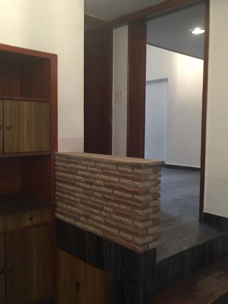 Bedroom, greater kailash part 3 2 Bedroom 217 Sq.Yd. Builder Floor In Greater Kailash Part 3 Delhi 10128403