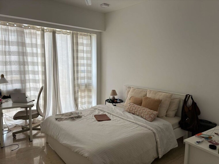 Bedroom, lodha-kiara 5 Bedroom 2200 Sq.Ft. Apartment In Worli Mumbai 10128424