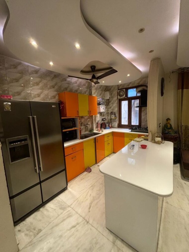 Team Area, east patel nagar 3 Bedroom 1200 Sq.Ft. Builder Floor In East Patel Nagar Delhi 10128452