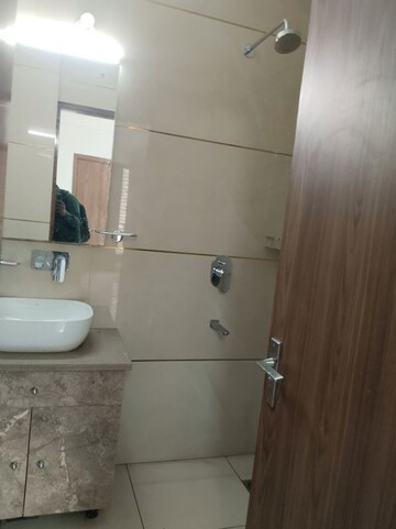 Bathroom in 3 BHK Builder Floor at Jal Vihar Colony, Sector 46 – for Rent