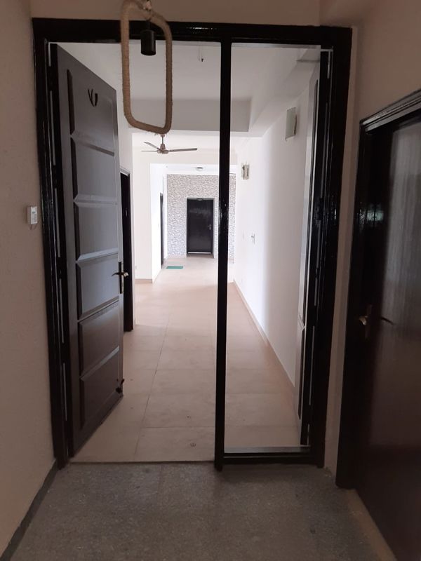 4 BHK + Servant Room Apartment For Rent in MMR 52nd Avenue