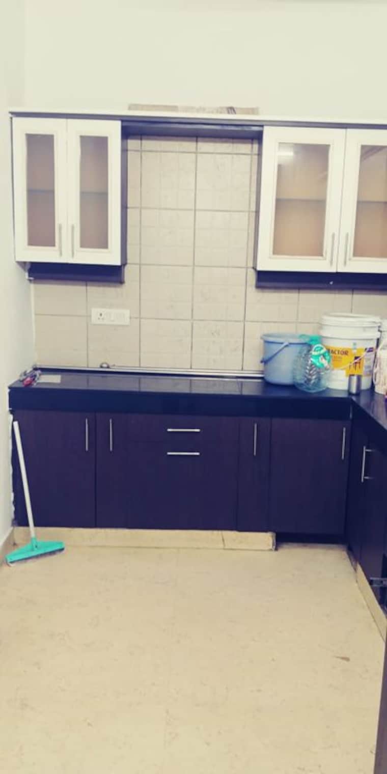 Kitchen, east of kailash 3 Bedroom 200 Sq.Yd. Builder Floor In East Of Kailash Delhi 10128483