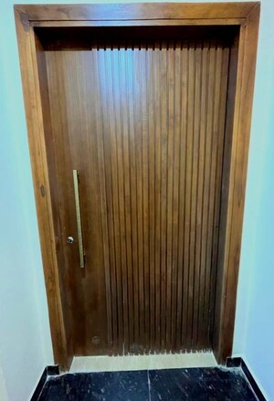 Bathroom in 3 BHK Builder Floor at Ansal Sushant Floors, Sushant Lok ii – for Rent