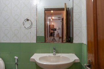 Bathroom in 4 BHK Independent House at RWA Apartments Sector 52, Sector 52 – for Rent