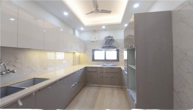 Kitchen, ansal-time-square 3 Bedroom 215 Sq.Yd. Builder Floor In Sector 43 Gurgaon 10128544