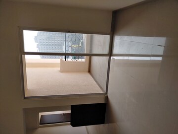 Furnished Amenities in 4 BHK Apartment at Rohan Seher, Baner – for Rent