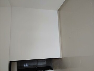 Room in 4 BHK Apartment at Rohan Seher, Baner – for Rent