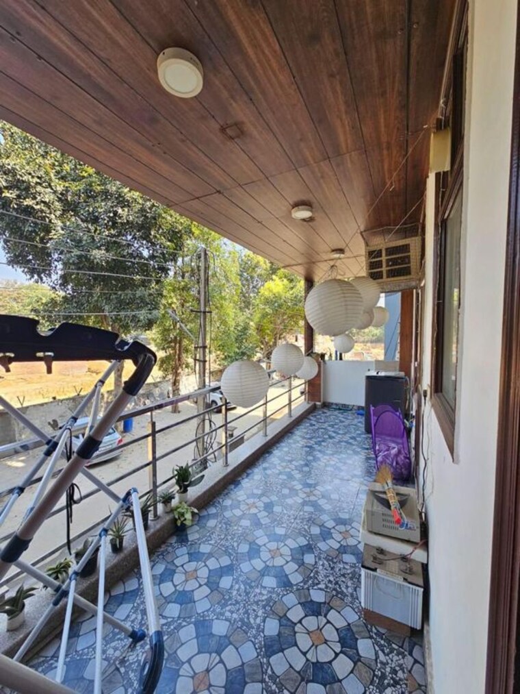 Balcony, ansal-sushant-lok-i 2 Bedroom 150 Sq.Yd. Builder Floor In Sector 43 Gurgaon 10128553