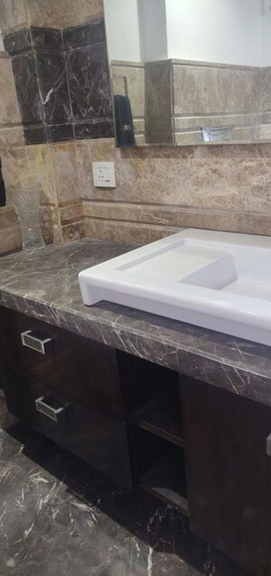 Bedroom in 3 BHK Apartment at Safdarjung Enclave – for Rent