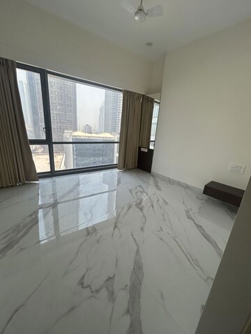 Room in 4 BHK Apartment at Lodha World View, Worli – for Rent