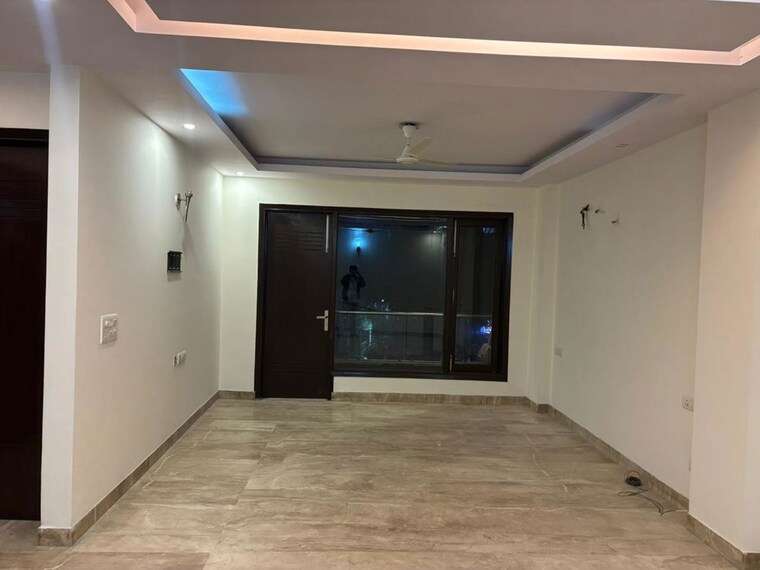Room, saket 3 Bedroom 2000 Sq.Ft. Apartment In Saket Delhi 10128574