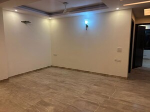 Room in 3 BHK Apartment at Saket – for Rent