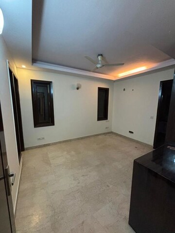 Room in 3 BHK Apartment at Saket – for Rent