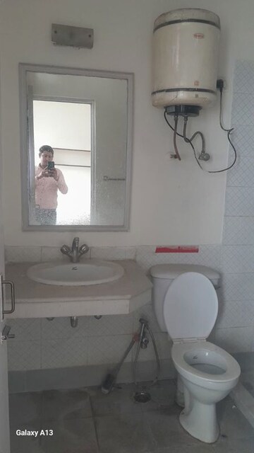 Bathroom in 3 BHK Builder Floor at Unitech South City II, Sector 50 – for Rent