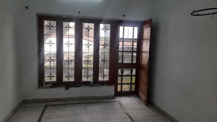 Room, dalanwala 1 Bedroom 1200 Sq.Ft. Builder Floor In Dalanwala Dehradun 10128579
