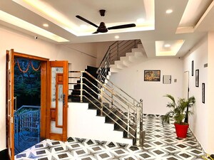 Staircase in  Pg at Gomti Nagar – for Rent