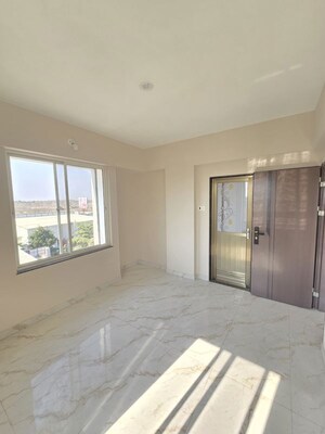 Room in 2 BHK Apartment at Kharadi – for Rent