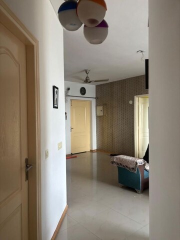 Common Area in 2.5 BHK Apartment at Bestech Park View Residency, Sector 3 – for Rent