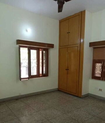 Room in 2 BHK Apartment at Raj Apartments Butler Colony, Butler Colony – for Rent