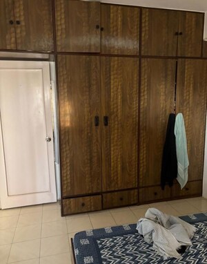 Room in 2 BHK Apartment at Worli – for Rent