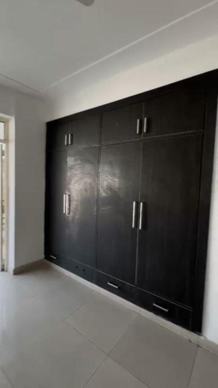 Room, gh-7-crossings-republik 3 Bedroom 1725 Sq.Ft. Apartment In Vijay Nagar Ghaziabad 10128626