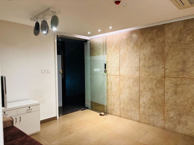 Room, madhapur Commercial Office Space 2489 Sq.Ft. In Madhapur Hyderabad 10128638