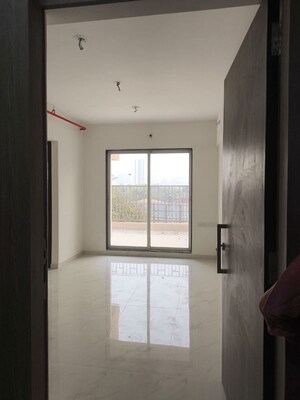 1 BHK Apartment For Rent in Metropolis Bayside, Kasarvadavali